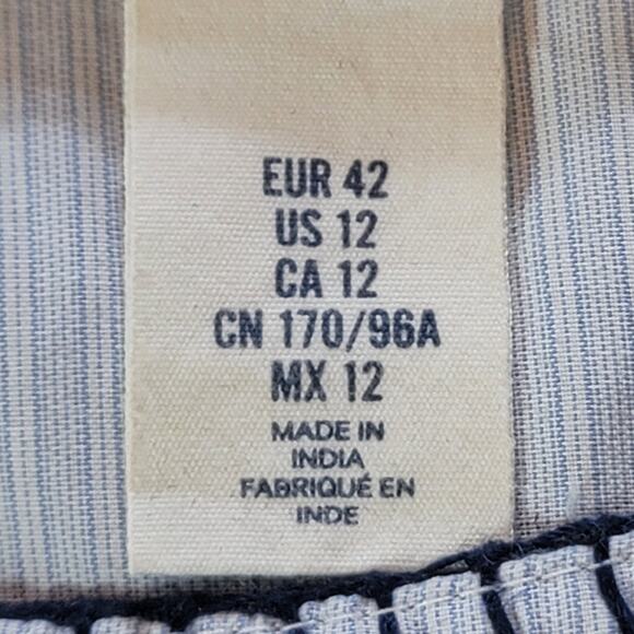 L.O.G.G. Label Of Graded Goods H&M Embroidered Cotton Blouse Women's Size 12 - Picture 3 of 11